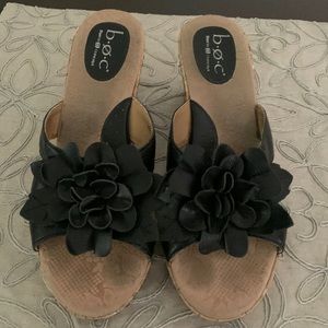 Born BOC sandals size 9